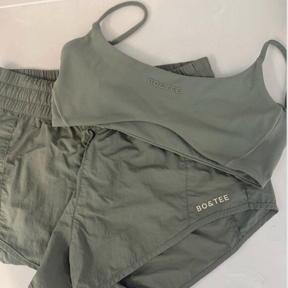 Bo +Tee Workout Set (Shorts + Sports Bra) - Picture 2 of 6
